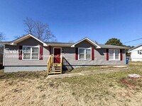 Building Photo - 504 Buckskin Ln