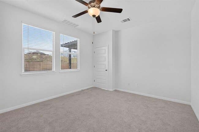 Building Photo - 3609 Kent Chalk Rd