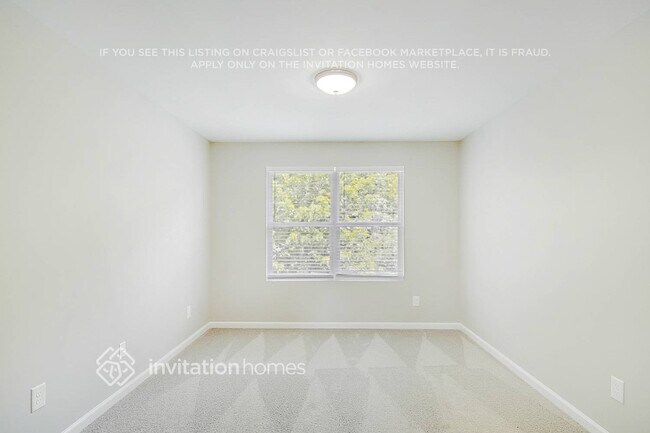 Building Photo - 610 Gray Head Ln