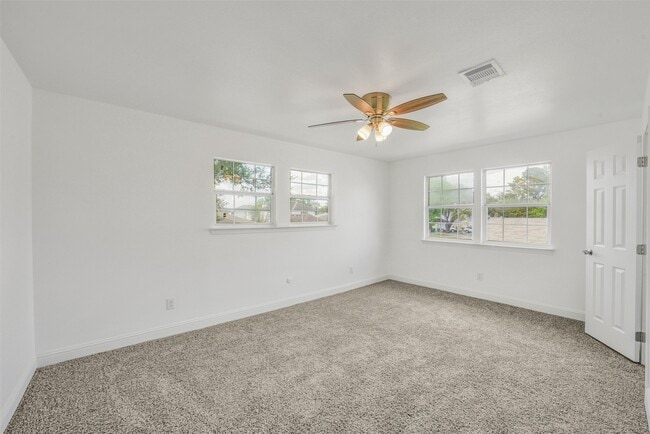 Building Photo - 10715 Nobility Dr