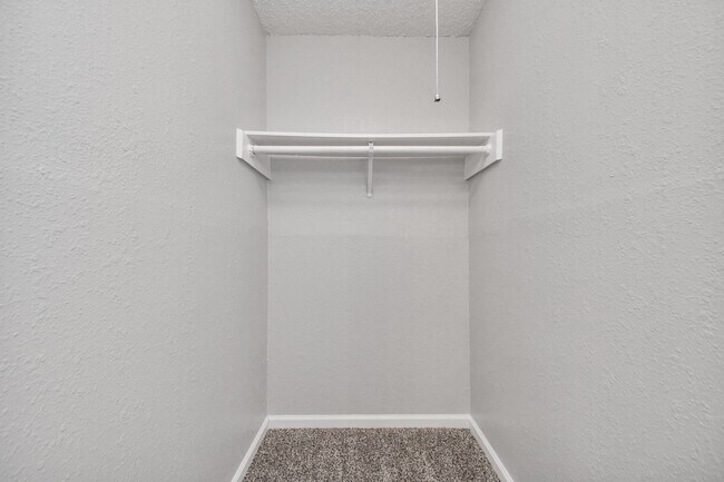 Building Photo - 16714 Britford