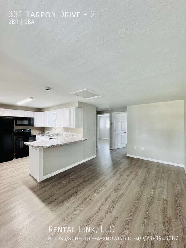 Building Photo - 331 Tarpon Dr