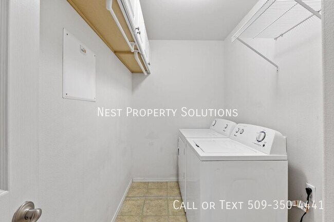 Building Photo - 542 S Driftwood Ln