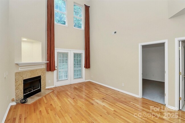 Building Photo - 16919 Commons Creek Dr