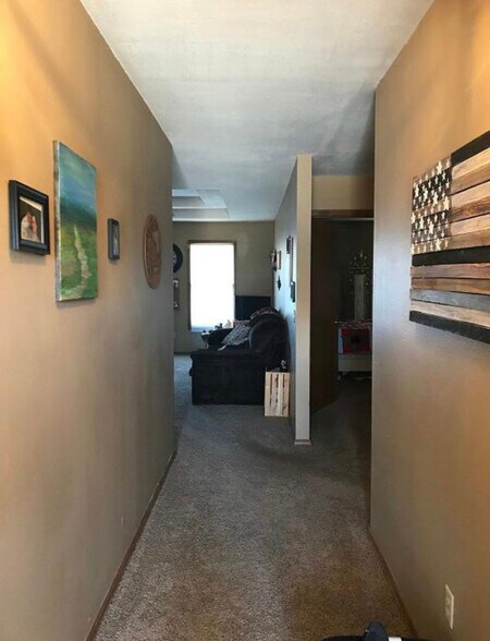 Building Photo - 4115 S Parkhill Ct