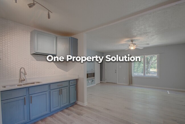 Building Photo - 1050 Durbin St