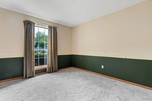 Building Photo - 1409 Oakhall Manor Ct