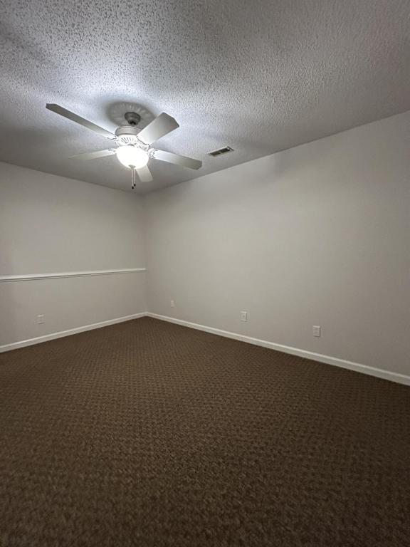 Building Photo - 212 Double Eagle Dr