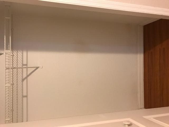 Building Photo - 13932 Huntwick Dr