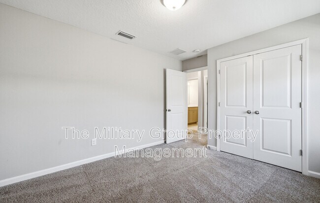 Building Photo - 253 Clarys Run