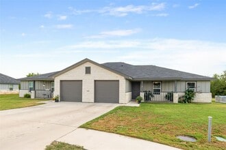 Building Photo - 145 Ellis Ct