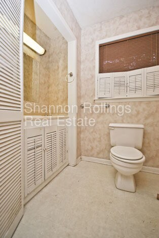Building Photo - 414 Henry Ave