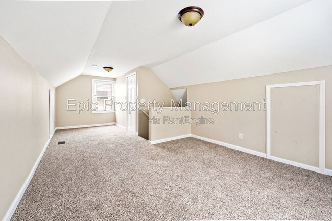 Building Photo - 13056 Pullman St