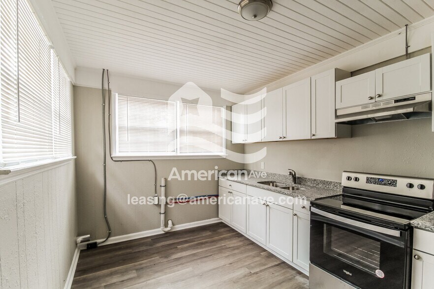 Building Photo - 702#B West Church Street, 31030; #2116170 ...