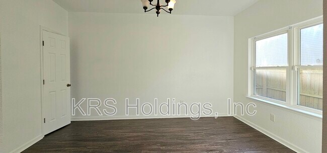 Building Photo - 3200 Armistead Dr