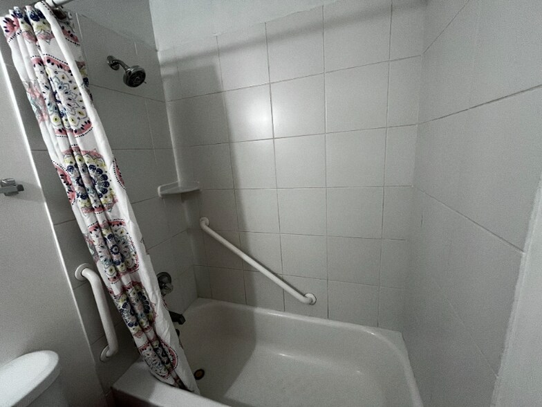 Building Photo - 13632 Garden Grove Ct