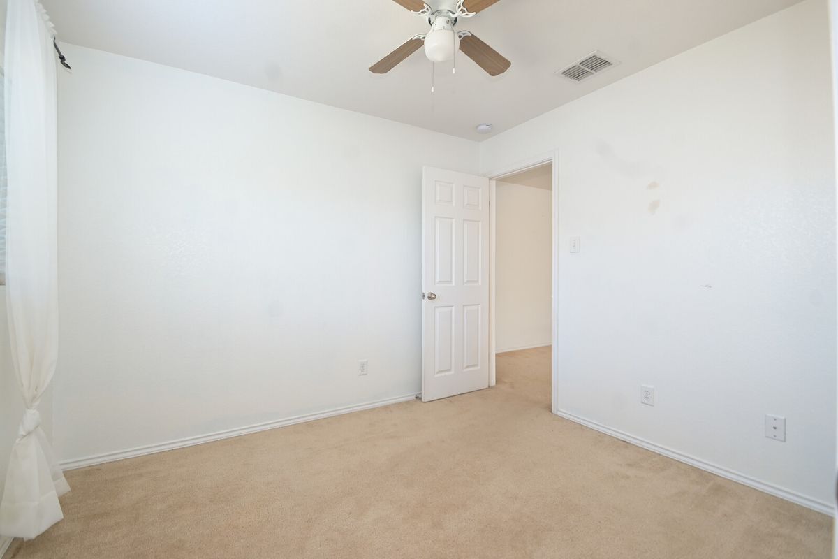 Building Photo - 3727 Fringe Breeze