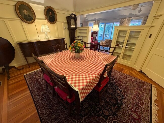 Building Photo - 630 Washington St