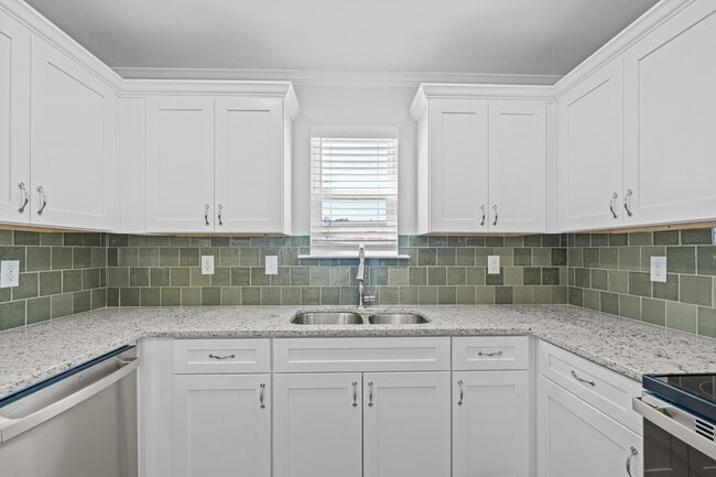 Building Photo - 8115 Bannock Cir