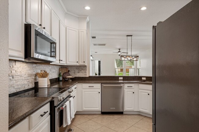 Building Photo - 6451 New Independence Pkwy