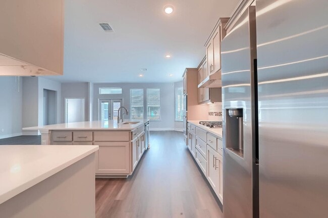 Building Photo - 133 White Steppe Way