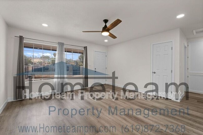 Building Photo - 820 Harris Ave