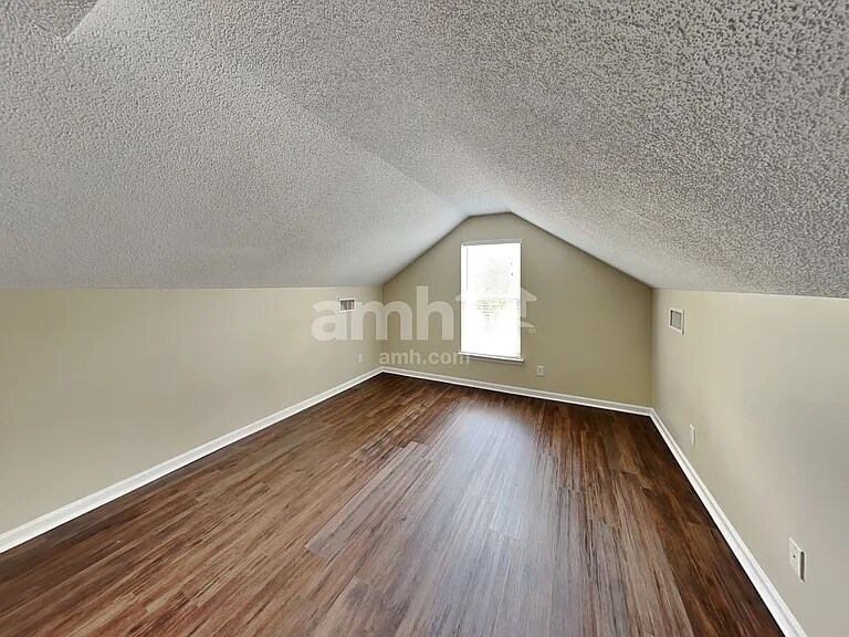 Building Photo - 4945 Wheat Dr SW