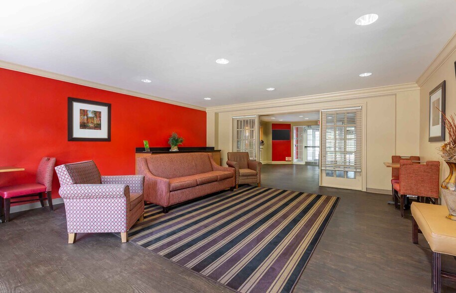 Building Photo - Furnished Studio-Washington, D.C. - Gaithersburg - South