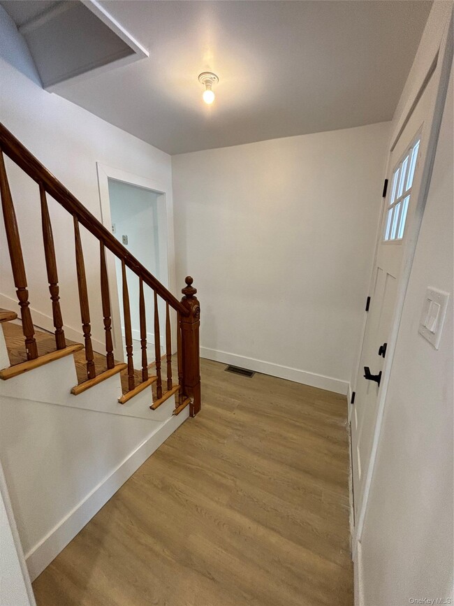 Building Photo - 63 Capron St