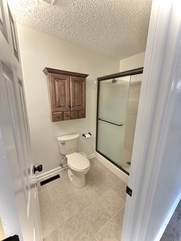 Building Photo - 597 Bluebird Dr