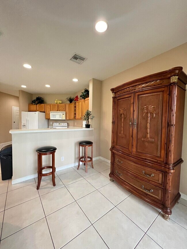 Building Photo - 8924 Sandshot Ct