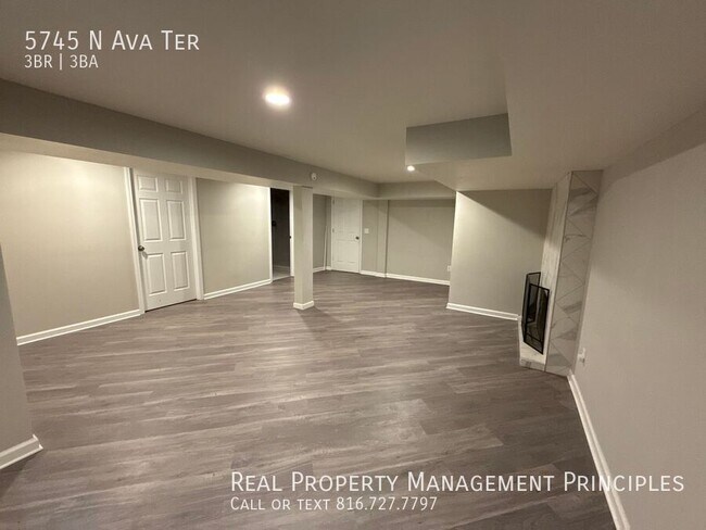 Building Photo - 5745 N Ava Terrace