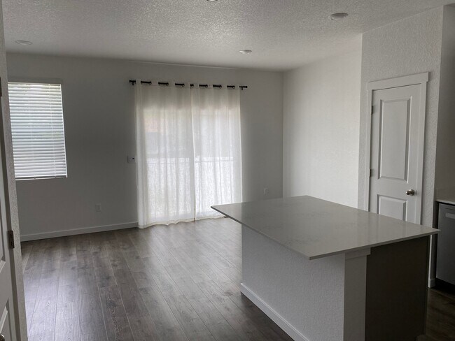 Building Photo - 3644 Glenna Pl