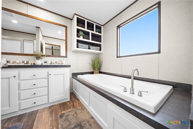 Building Photo - 2963 Barr Ln