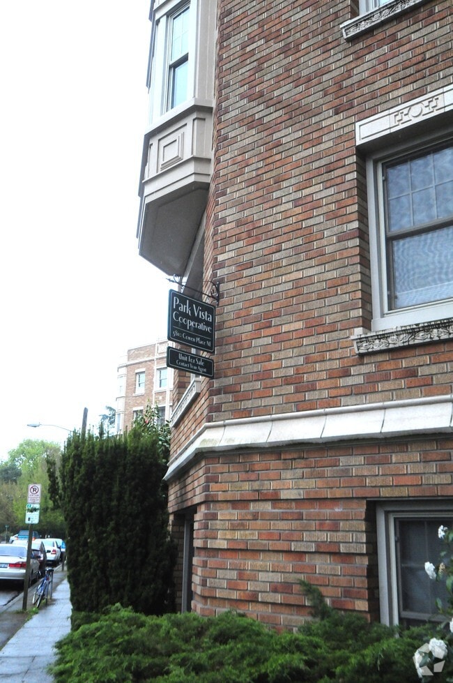 Park Vista 5810 Cowen Pl NE Seattle WA 98105 Apartment Finder
