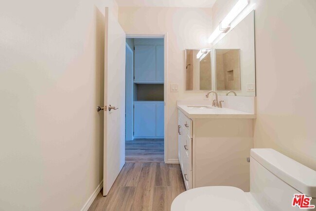 Building Photo - 11871 Idaho Ave