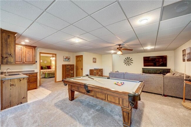 Building Photo - 495 Chicory Dr E
