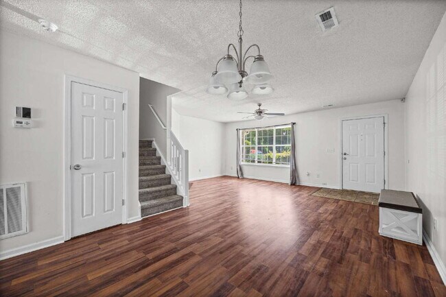 Building Photo - 5720 Prescott Ct