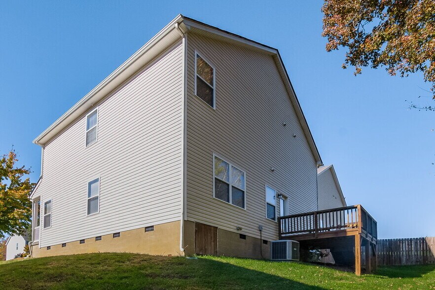 Building Photo - 15419 Chowning Tavern Ln