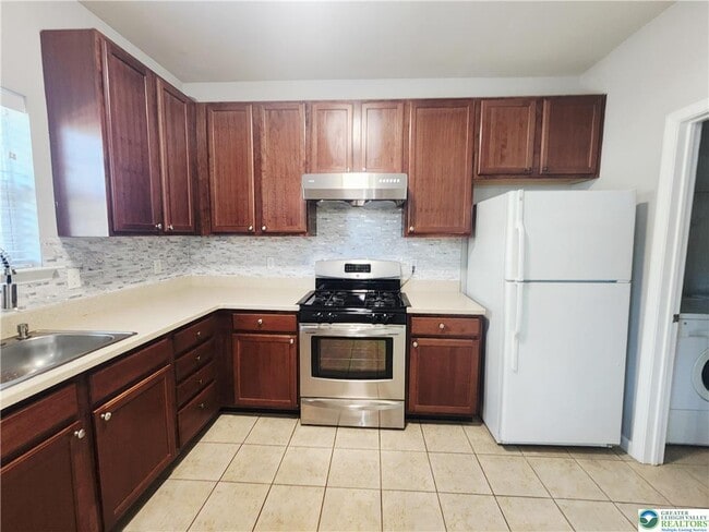 Building Photo - 254 Blue Sage Dr
