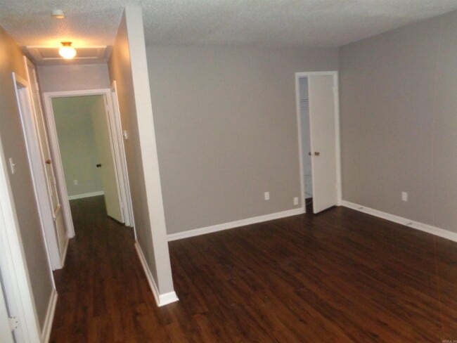 Building Photo - 2915 Wynne Dr