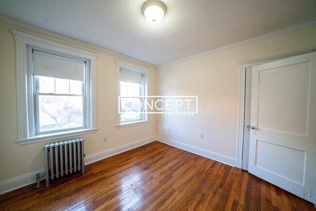 Building Photo - 58 Selkirk Rd