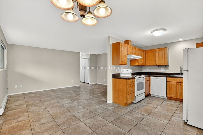 Building Photo - 1920 S Alpine St