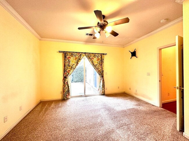 Building Photo - 3 Bedroom House Coming Available