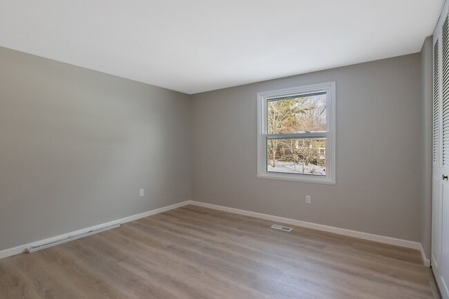 Building Photo - 4210 Trotwood Ln