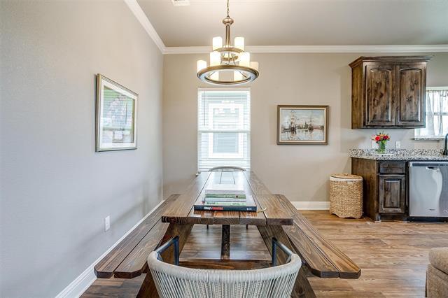 Building Photo - 2700 James