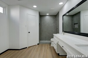 Building Photo - 3218 Jenkins Dr