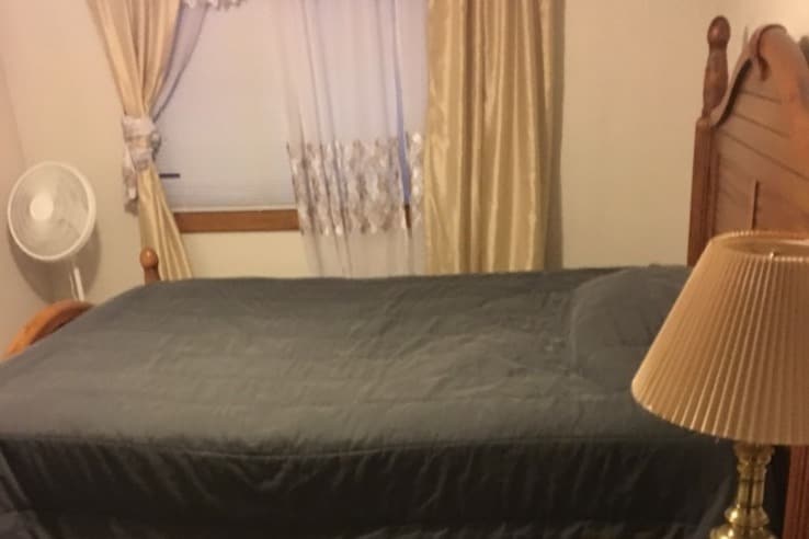 Bedroom - 4921 Dartmouth Dr