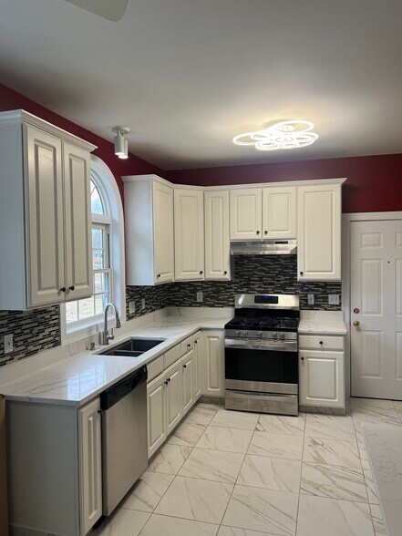 Building Photo - 4180 Innesbrook Rd