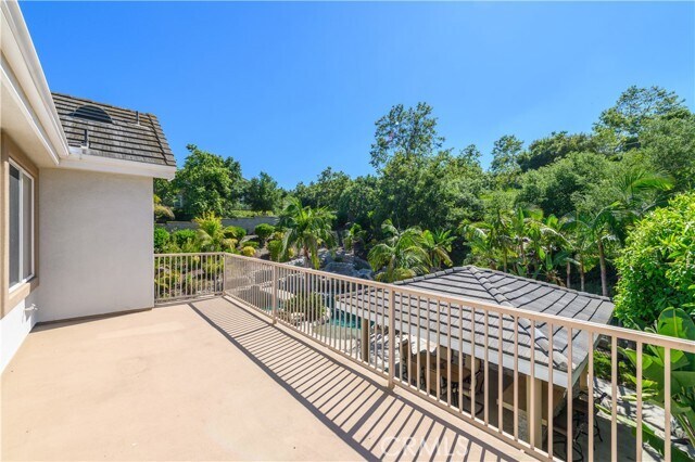 Building Photo - 21 Bent Oak